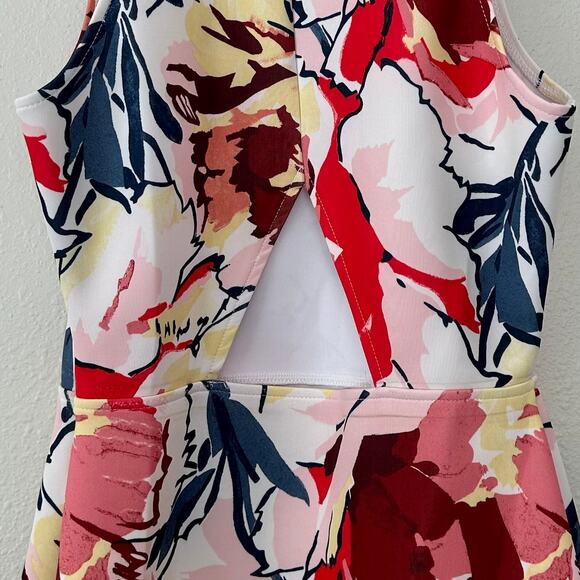 Abercrombie and Fitch floral halter mini key hole back spring colorful flowers S - Picture 13 of 15